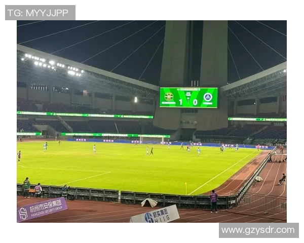 李芳的足球生涯回顾与展望：从绿茵场到人生舞台的对话